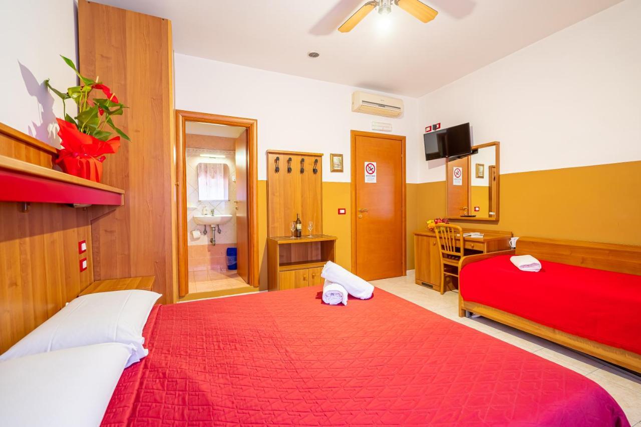 Booking Inn Rome Center Exterior foto